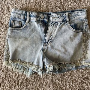 🌸Rhinestone denim jean shorts🌸